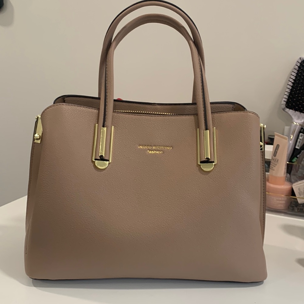 Woman’s purse